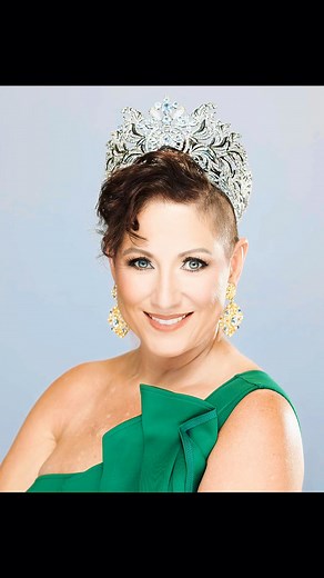 Let’s continue to celebrate OUR Ms. Elite! CLASSIC beauty as we watch this stunning Lady walk into a room. Inside and out! Strength, Commitment, Love and such a huge heart are just a few of the complimenting words to describe our Trena! We are so blessed to have you in our lives. We love you Trena! Buddy and Naomi (Sorry for such a late post, Naomi had to get estimates to fix her Baby (her truck) from the deer!) ✨Ms Elite United USA Trena Myers FB: https://www.facebook.com/mseliteunitedusa IG: M