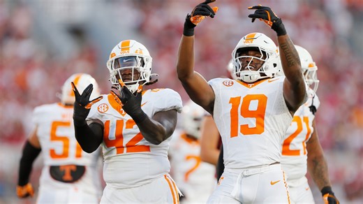 Joshua Josephs gets James Pearce mantle for Tennessee football, whether he wants it or not