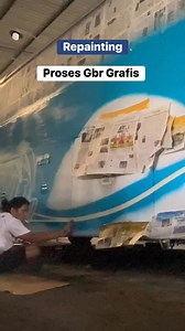 1.9M views · 17K reactions | Proses painting Gbr Grafis #bengkel #cat #painting #gambar #rellsvidio #fyp #livery #bus | Sery Mount | Facebook