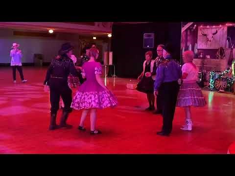 Beautiful Square Dance demonstration