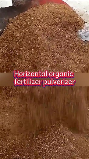 Cattle manure crushing site The horizontal organic fertilizer crusher is designed specifically for semi wet organic fertilizers, using nail toothed fertilizer crushing rollers and staggered gear combinations to achieve efficient crushing of high moisture (≈ 35%) raw materials such as cow manure, chicken manure, and sodium humate.#Cowmanurecrusher #Horizontalcrusher #Organicfertilizerequipment https://www.organicfertilizerplant.com/semi-wet-material-pulverizer/ Emali：Lynn@fudecrush.com whatsapp： 