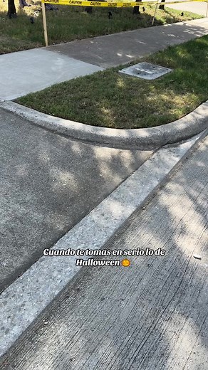 Stranger Things Demogorgon Halloween Fun 🎃