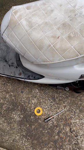 ライブディオzxの社外ホーン取り付け方