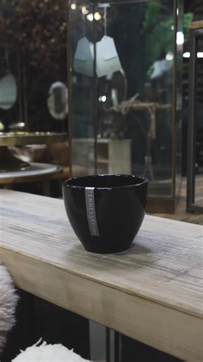 Our warehouses are beaming with vases, pots, and hard goods galore from @syndicatesales! 🪴 The perfect way to elevate your floral masterpieces. Come on in or call your local sales rep for more information! 📞✨ Disclaimer: Product availability may vary. Floral varieties, colors, and quantities shown are subject to seasonality and market availability and may not always be in stock at our warehouse. Thank you for your understanding! 📍 Tacoma • Spokane • Boise 🔗 washingtonfloral.com