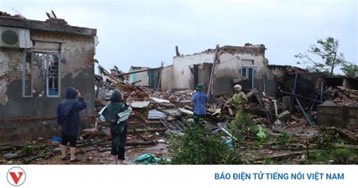 Cảnh tan hoang sau cơn giông lốc ở Ninh Bình