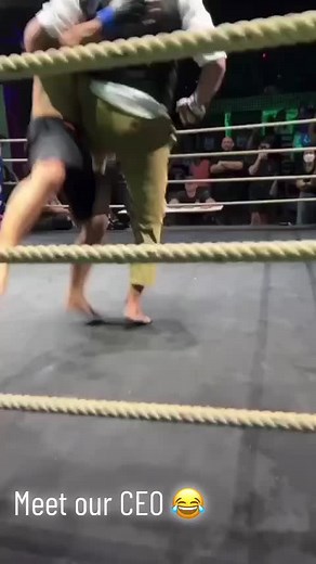 Fight Circus promoter fights TWO dudes 🎪@fullmetaldojo