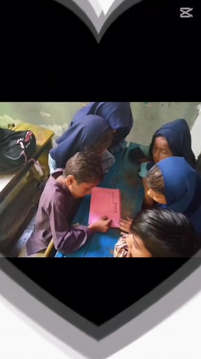 19 reactions | Our young learners from Class II enjoyed a fun interactive writing activity, where they practiced forming sentences and improving handwriting with excitement and focus.  Learning becomes more joyful when done creatively! ✨ #EnglishWriting #InteractiveLearning #CreativeClassroom #FunWithWriting #SchoolActivities #sindheducationfoundation #DPHSS | Decent Datar Thatta | Facebook