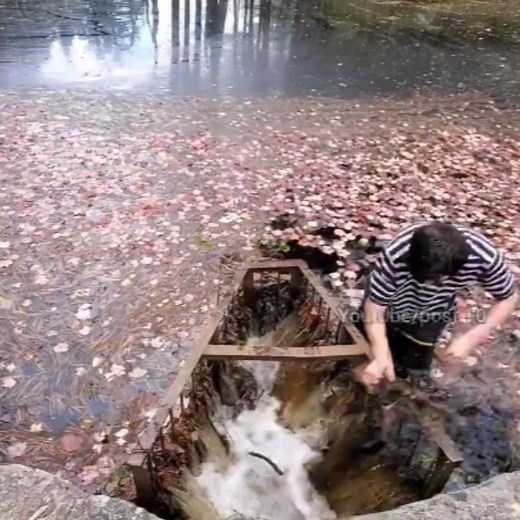 Unclogging The Trash Rack | Beaver Dam01