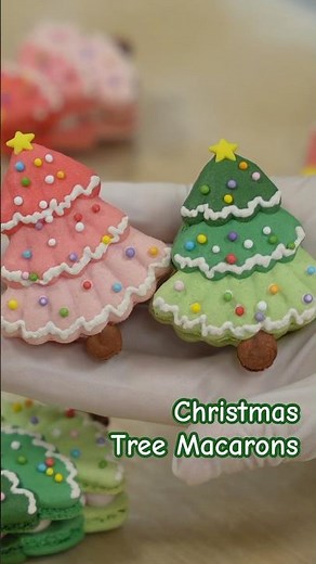 Christmas Tree Macarons #christmas #macarons #treemacarons