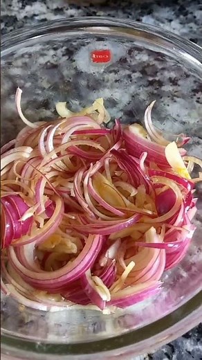 How to fry onion in a microwave ?