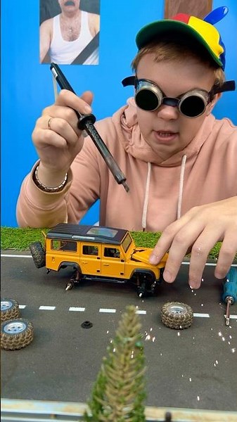 Remote control cars and mini figures mechanics 🔧 #shorts #animation