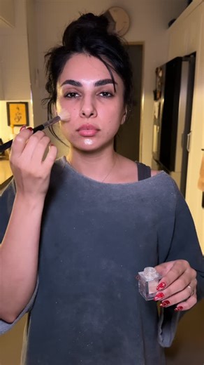 ‎Nawres Jabbar | نورس ستار‎ on Instagram‎: "شفايف بلمعة راقصة👄✨✨"‎