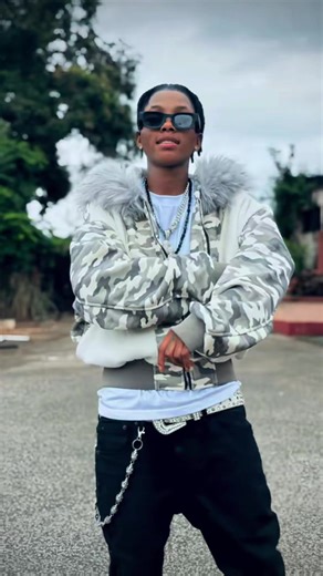 Exploring the Meaning Behind Black Heart