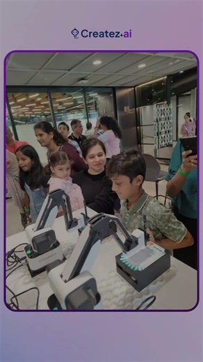 Wow your guests - Createz.AI Sketchbot #CreatezAI #RoboticSketchBot #InnovationInAction