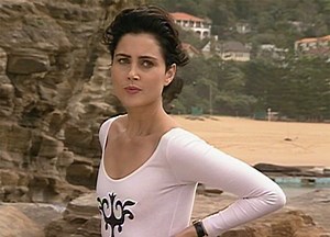 Former Home And Away Star Dee Smart Reveals Cancer Battle