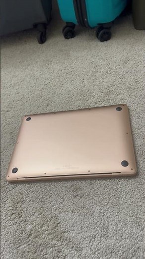 MacBook Air M1 Gold 2020 Review