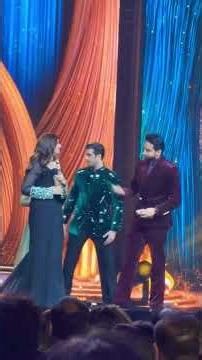 The best onscreen couple goes to Bilal Abbas khan x durefishan#10thhumawards #humawards2025#bilal