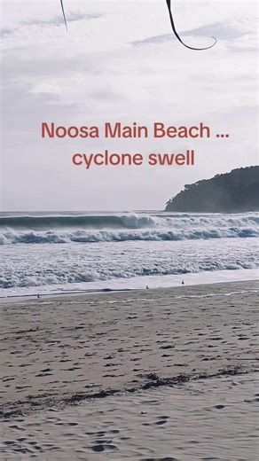 Noosa Cyclone Swell: Latest Footage and Beach Conditions