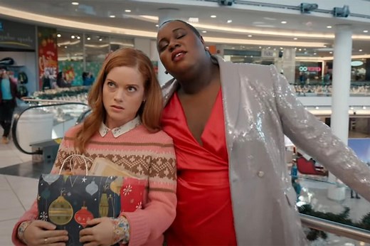 How to Watch ‘Zoey’s Extraordinary Christmas’ Online