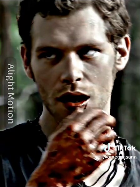 Marceditxs (@omegaasana) - Exploring Female Characters in Disney and DC Comics