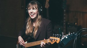 Shoopty-Doowop | Pomplamoose Original Save this song on Spotify: https://spoti.fi/2r3Yqkh Follow us on Instagram: https://instagram.com/pomplamoosemusic Become a patron of our music (to vote on the songs we cover and get merch and stuff like that): http://www.patreon.com/pomplamoose CREDITS Lead Vocals & bass: Nataly Dawn Keys: Jack Conte Drums: Ben Rose Engineer: Tim Sonnefeld Mixing/Mastering: Caleb Parker Cinematography: Merlin Showalter Editing: Dominic Mercurio Producers: Ben Rose & Caleb P