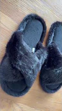 Cozy & Stylish? HomeTop Plush Slippers Review