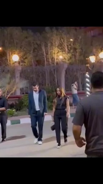 عزاء ناهد رشدي: داليا مصطفي وشريف سلامه في العزاء