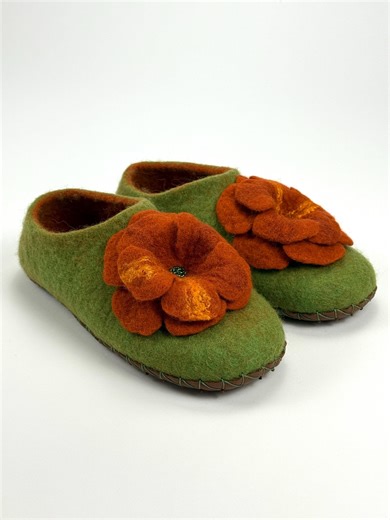 Handmade Felted Wool Slippers With Leather Sole Green Floral Design - Etsy