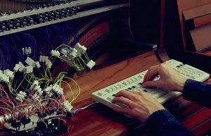 Listen to an artist play the piano with a PC keyboard | Arduino Blog