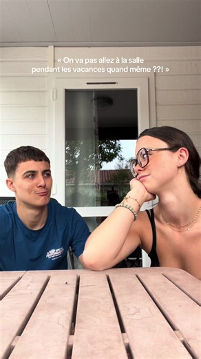Routine muscu vacances pour gym couple — entraînement simple en duo