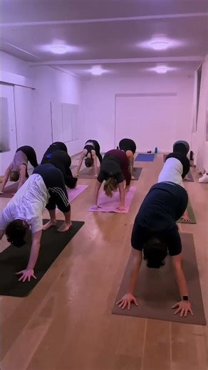 Yoga Dance Flow - Putting on the Ritz