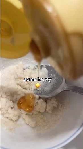 DIY Face Mask: Rice Flour, Milk & Honey for Glowing Skin