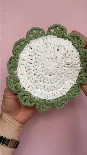 Flower and Leaf Doily in 36 seconds #crochet #diy #crochetsecrets #crochetdoily #crochettutorial