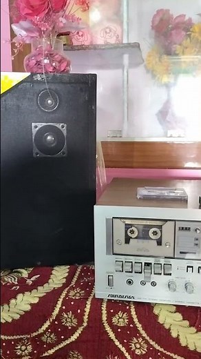 SOUNDESIGN CASSETTE PLAYER