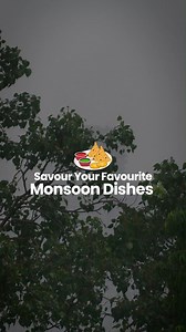 When its raining heavily you can't say na re to these tasty monsoon dishes. From Pakora to Samosa, get everything for your monsoon snacks at the lowest prices from Shower of Savings only at SMART Bazaar. Visit now! #SMARTBazaar #ShowerOfSavings #Monsoon | SMART Bazaar