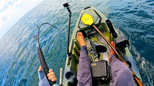 Monster Fish Catch Sends Kayak Rocking Out Of Control