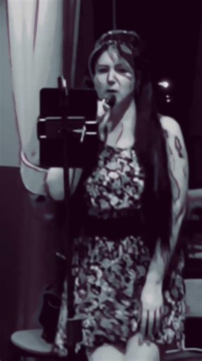 #amywinehousetribute #crytome #dirtydancing #livesinger #derbysinger