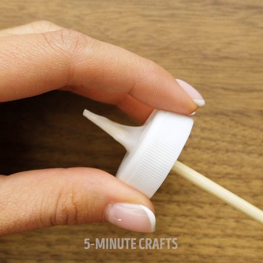 26M views · 285K reactions | 6 useful plastic bottle ideas.  bit.ly/2aPrd2a | 5-Minute Crafts | Facebook