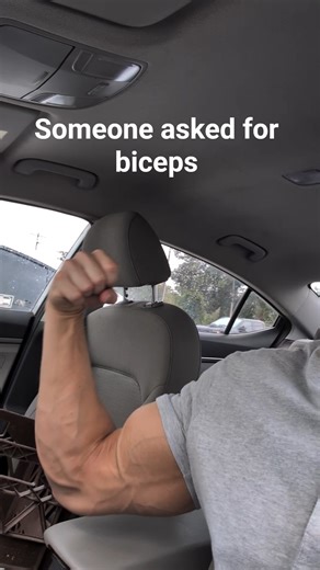 Biceps #youtube #youtubeshorts #shorts