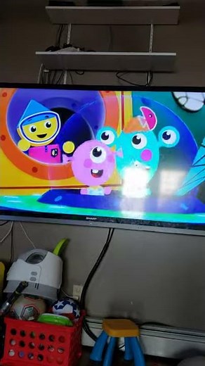 Charlie's Colorforms City Intro