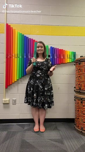 Spooky Skeleton Dance with Boomwhackers for Halloween Fun