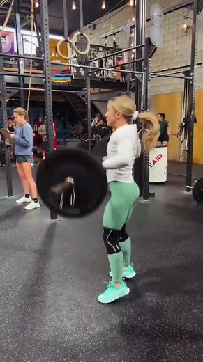 This is why my lifts are so clean #technique #crossfit #gains