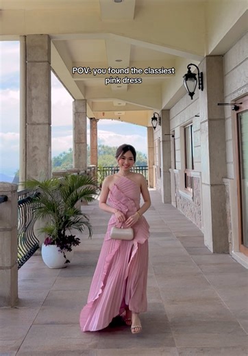 Elegant Pink Dresses for Weddings: Styles & Trends