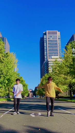 東京駅の近くで踊った！！#shuffledance #Dance