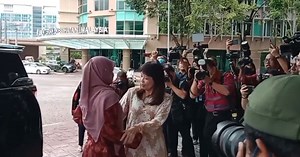 Lim Hui Ying begins duty as deputy education minister [NSTTV] | New Straits Times