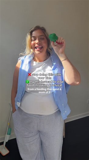 Mealtime and feeding kids can be ROUGH 🫠 here are some SLP/feeding therapist/mom tips to help with picky eating, toddler meals & food throwing 🙌🏻 #pickyeater #toddlerfood #foodthrowing #slpmom #feedingtherapist #babiesandtoddlers | Cassidy And Kids