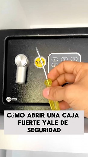 128K views · 492 reactions | Cómo abrir Caja Fuerte Yale Sin Llaves Para Sacar El Dinero 螺 This is how you open a Keyless Yale Safe 螺#safe #Safety #safetytips | Cerrajeros Master Locks | Facebook