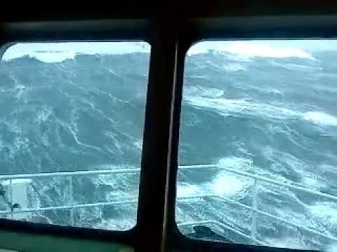Monster waves in the North Sea almost capsize the ship!!