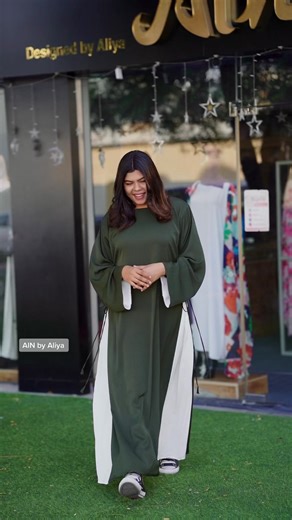 👗 @Ain Designed by Aliya 📱 0️⃣5️⃣0️⃣9️⃣8️⃣0️⃣1️⃣8️⃣4️⃣1️⃣ 📍 Al Karama - Dubai #aliyabatool #tiktok #smile #friends #weekendvibes #abayagirls #abaya #cloth #designer #