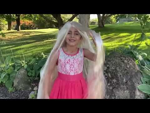 Deema and Sally Go to Princess Dance Party | Kids Pretend Play Dress Up as Princesses